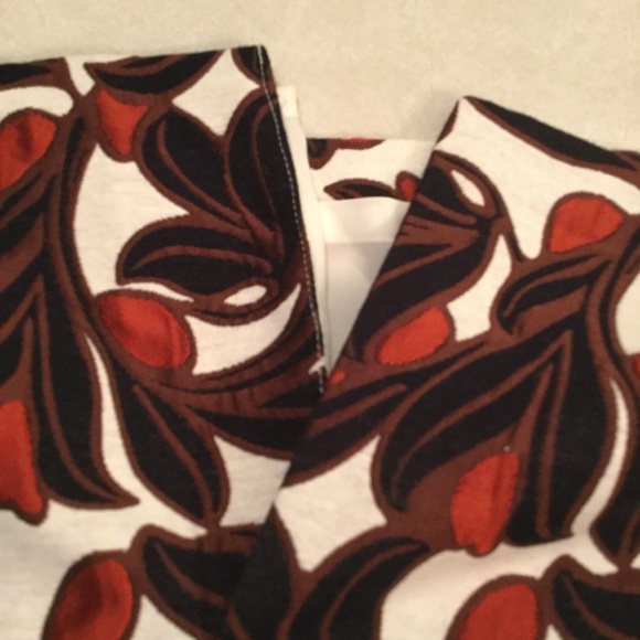 Ann Taylor Skirt - Size 14 - Picture 3 of 4